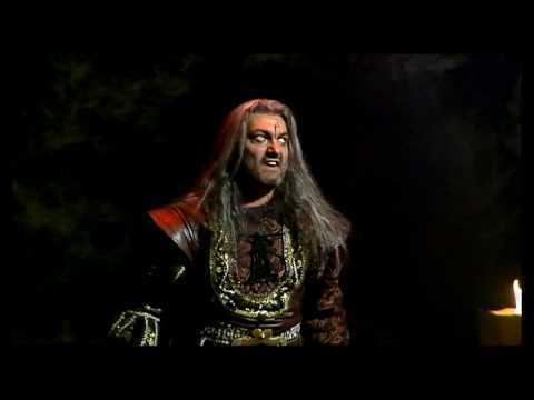 Dracula (Czech musical) httpsiytimgcomvi4SpF2vE9onohqdefaultjpg