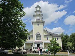 Dracut, Massachusetts httpsuploadwikimediaorgwikipediacommonsthu