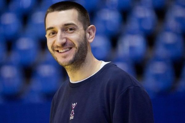 Dragan Gajić Dragan Gaji is back to handball Handball Planet