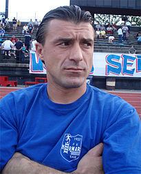 Dragan Radović httpsuploadwikimediaorgwikipediacommonsthu