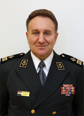 Drago Lovrić NATO Biography General Drago Lovri Chief of General Staff of