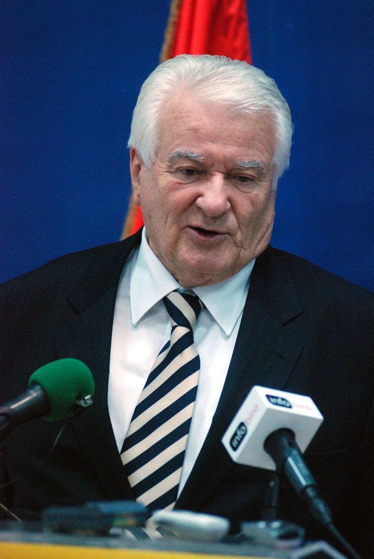 Dragoljub Mićunović FileDragoljub Miunovi 2009jpg Wikimedia Commons