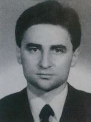 Dragomir Cioroslan httpsuploadwikimediaorgwikipediacommonsaa