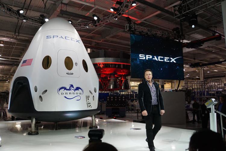 Dragon 2 Newsana SpaceX DRAGON V2 Unveil
