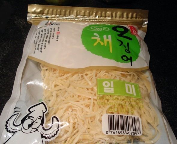 Dried shredded squid Dried shredded squid Ojingeochae Korean cooking ingredients