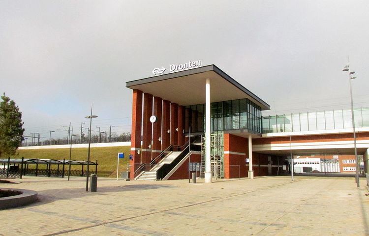 Dronten railway station