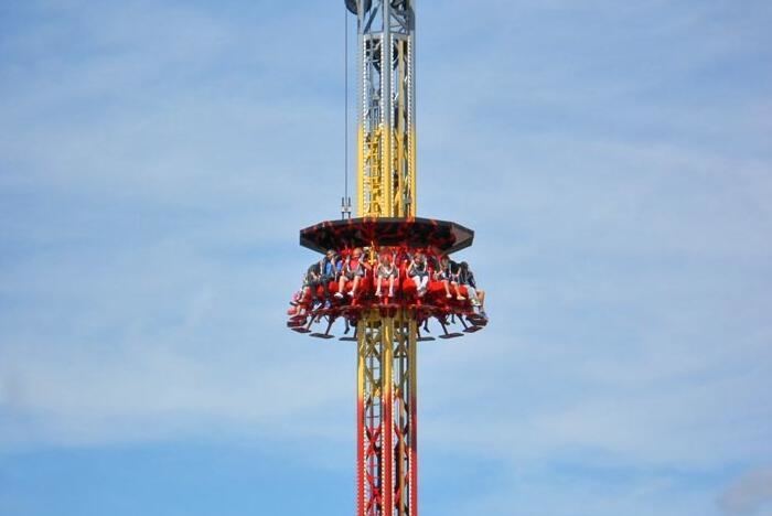 Drop tower What You Should Know About A Drop Tower Ride Premium Amusement