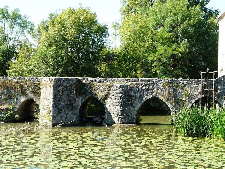 Dropt Pont mdival dit le vieux pont sur le Dropt Agnac PA00084058