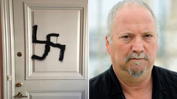 Dror Feiler Swastika sprayed on EU candidate39s door Radio Sweden