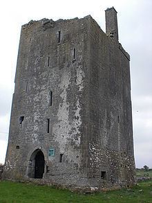 Drumharsna Castle httpsuploadwikimediaorgwikipediaenthumbb