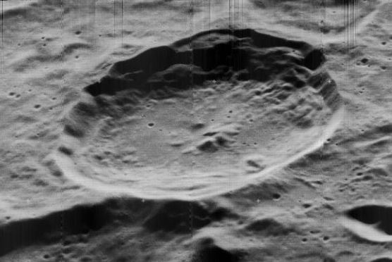 Dryden (crater)