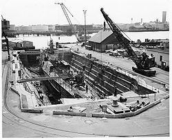 Drydock Number One, Norfolk Naval Shipyard httpsuploadwikimediaorgwikipediacommonsthu