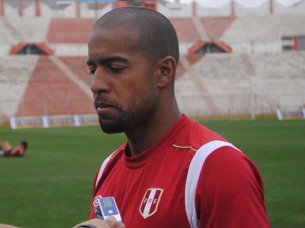 Édson Uribe Edson Uribe ya es jugador de Alianza Lima