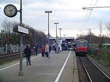 Düsseldorf-Hellerhof httpsuploadwikimediaorgwikipediacommonsthu