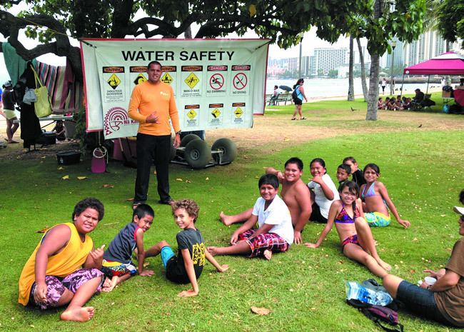 Duane DeSoto Water Safety Clinics For Keiki MidWeek