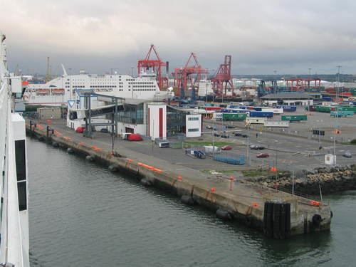 Dublin Port httpsuploadwikimediaorgwikipediaen995Dub