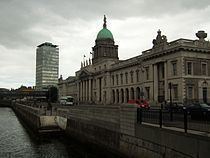 Dublin quays httpsuploadwikimediaorgwikipediacommonsthu