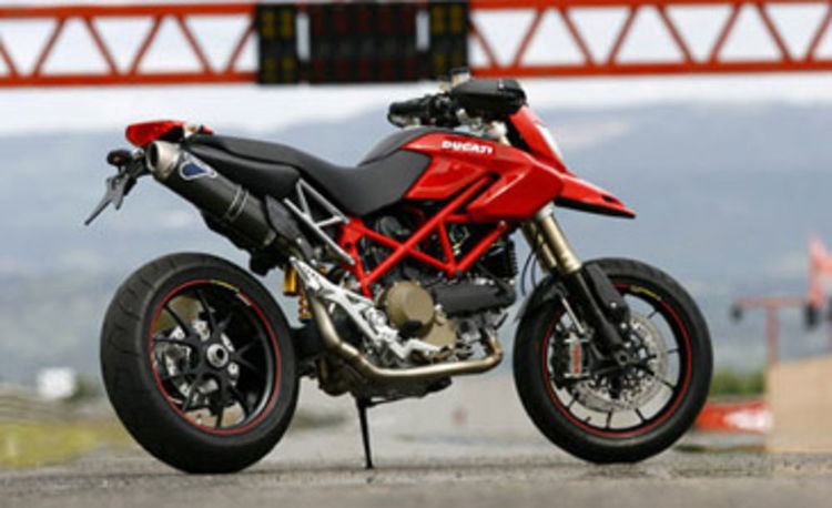 Ducati Hypermotard Ducati Hypermotard 1100 First Ride Review Ducati Naked Bikes
