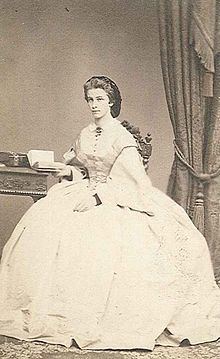 Duchess Mathilde Ludovika in Bavaria uploadwikimediaorgwikipediacommonsthumb11e
