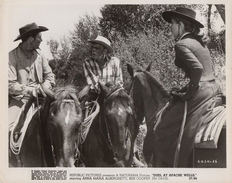 Duel at Apache Wells Bagarres Apache Wells Duel at Apache Wells Joe Kane 1957