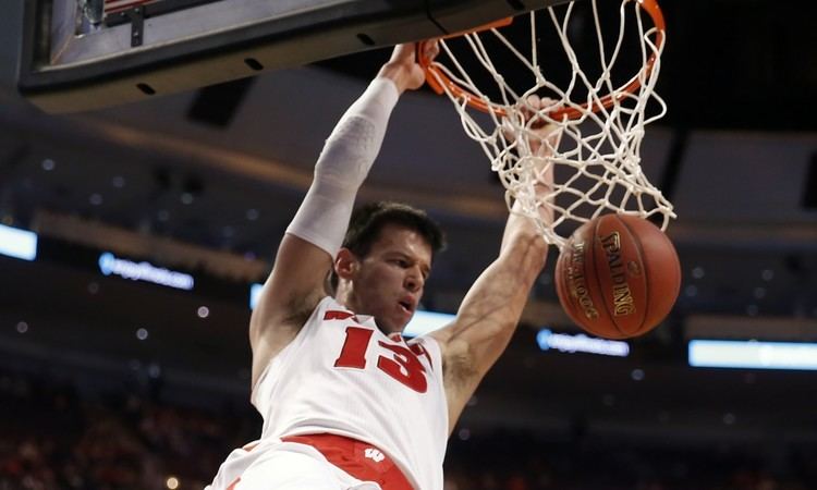Duje Dukan Wisconsin39s Duje Dukan went from United Center ballboy to