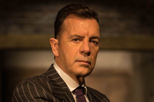 Duncan Bannatyne Duncan Bannatyne cuts price of his luxury den by 75000