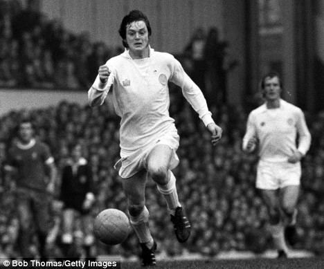 Duncan McKenzie I only played for Clough for a few weeks but no other