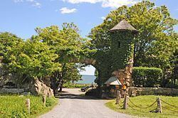 Dunmere (Narragansett, Rhode Island) httpsuploadwikimediaorgwikipediacommonsthu