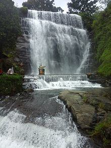 Dunsinane Falls httpsuploadwikimediaorgwikipediacommonsthu
