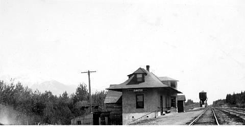 Dunster railway station (British Columbia)