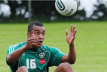 Durrell Berry Defender Durrell Berry signs Plymouth Argyle deal