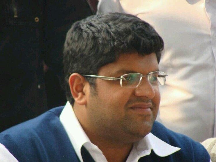 Dushyant Chautala FileDushyant chautala at public meeting 20140521 1302