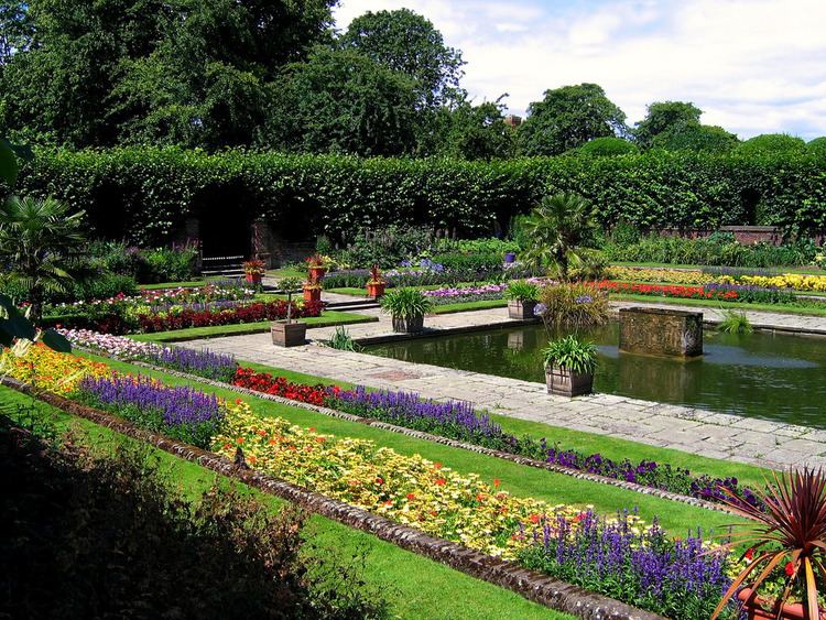 Dutch garden The Sunken Garden or Dutch Garden Kensington Palace Lo Flickr