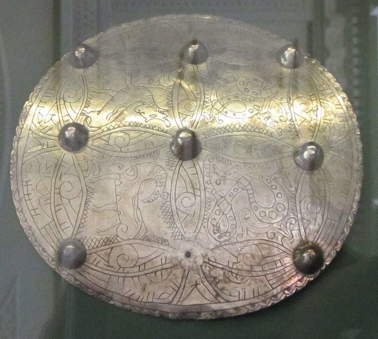 Ædwen's brooch