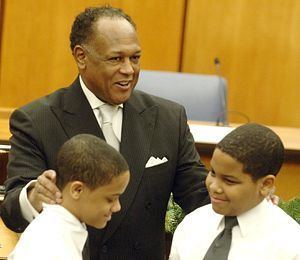 Dwight Clinton Jones Richmond Mayor forces two children to fight Chroniclesu The