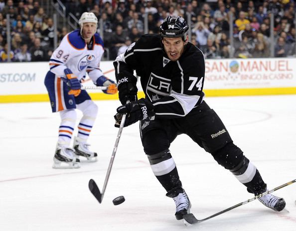 Dwight King Dwight King Photos Edmonton Oilers v Los Angeles Kings