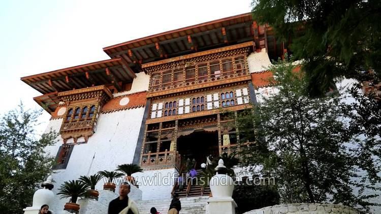 Dzong architecture Punakha Dzong symbol of traditional Bhutanese architecture YouTube