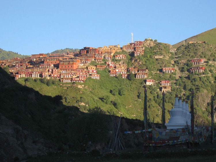 Dzongsar Monastery Dzongsar Monastery in Kham Tibetan Trekking Travel Co