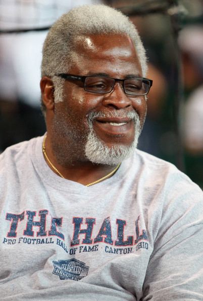 Earl Campbell Earl Campbell Pictures New York Yankees v Houston Astros