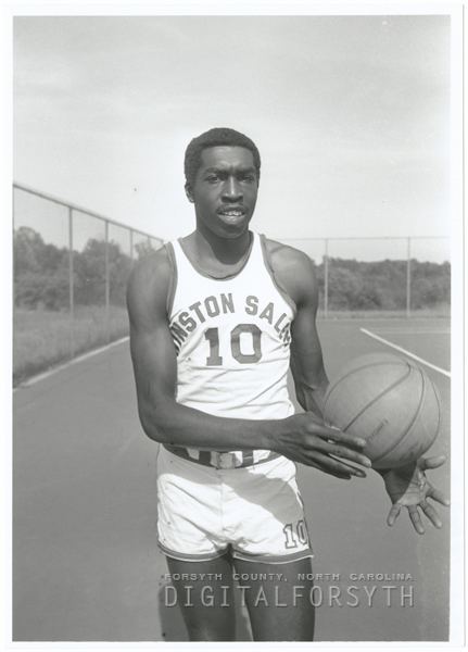 Earl Monroe Digital Forsyth Earl Monroe basketball player for WinstonSalem