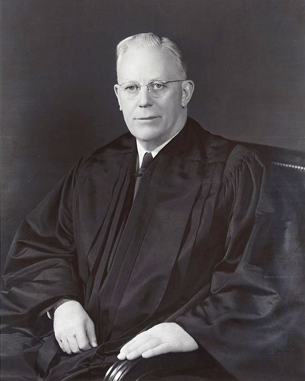 Earl Warren httpsuploadwikimediaorgwikipediacommons00