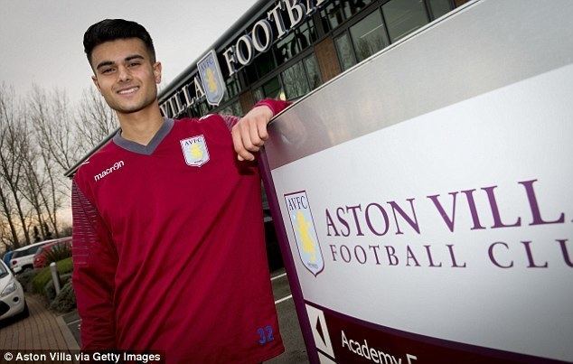 Easah Suliman Easah Suliman signs twoyear professional deal at Aston Villa