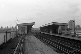 East Brixton railway station httpsuploadwikimediaorgwikipediacommonsthu