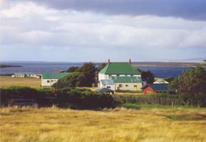 East Falkland httpsuploadwikimediaorgwikipediacommonsthu