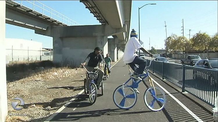 East Oakland, Oakland, California East Oakland gets long overdue bikepedestrian path Story KTVU