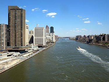 East River httpsuploadwikimediaorgwikipediacommonsthu