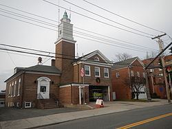 Eastchester (CDP), New York httpsuploadwikimediaorgwikipediacommonsthu