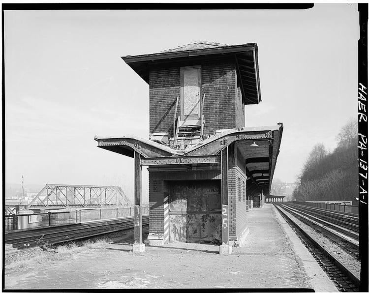 Easton station