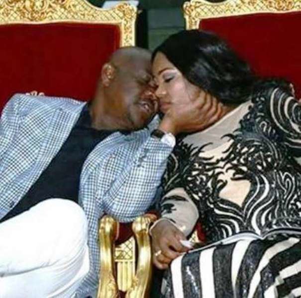 Eberechi Wike AMAA 2016 Gov Wike wife engage in steamy public display of