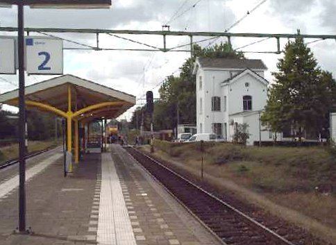 Echt railway station